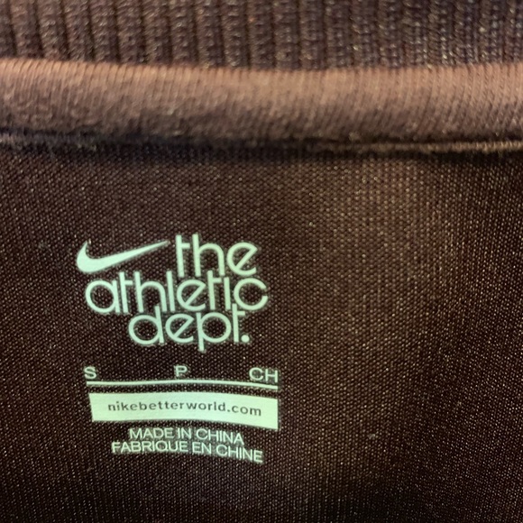 Nike Performance Jacket - Picture 2 of 3